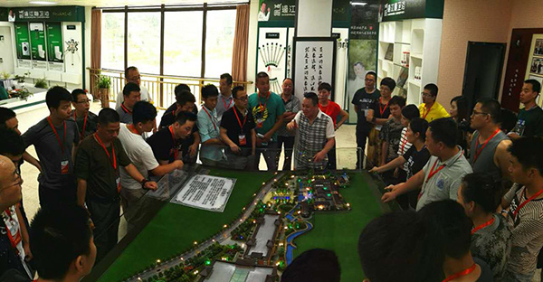 1474955202729772.jpg 2.jpg