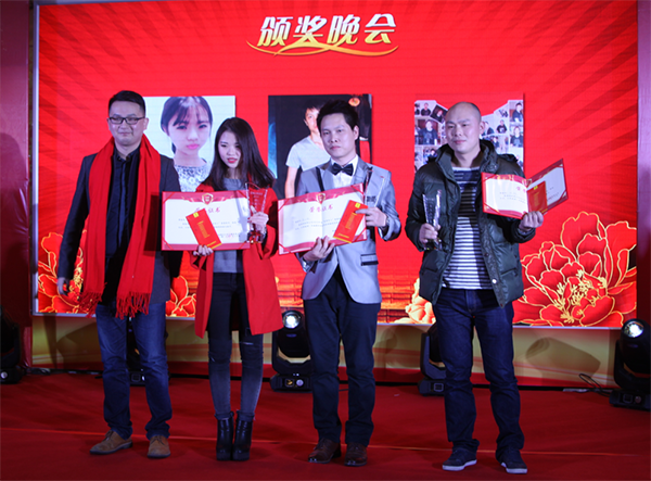 1475720264454615.png 2.png