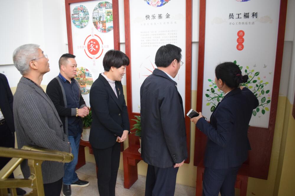 1510905503637719.jpg 1.jpg